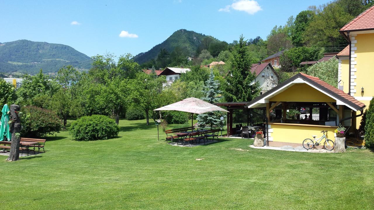 Guest House Cater Laško Exteriör bild